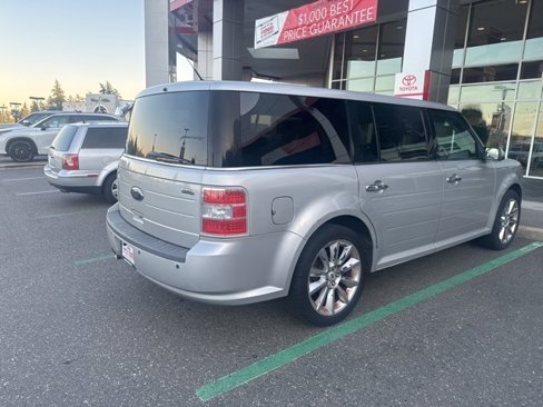 Used 2009 Ford Flex SEL image 12