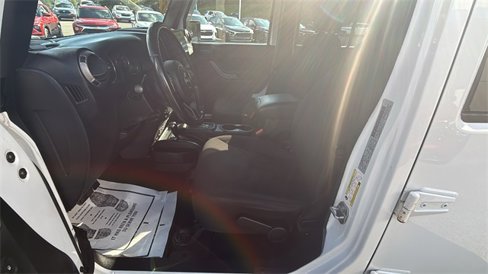 Used 2018 Jeep Wrangler Unlimited Sport S image 15