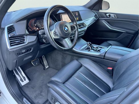 Used 2022 BMW X5 xDrive40i w/ M Sport Package image 10