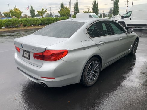 Used 2018 BMW 530i xDrive image 3