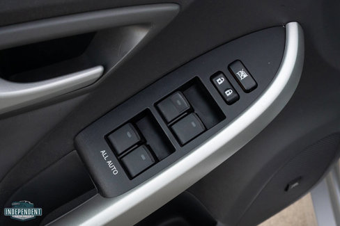 Used 2011 Toyota Prius Five image 16