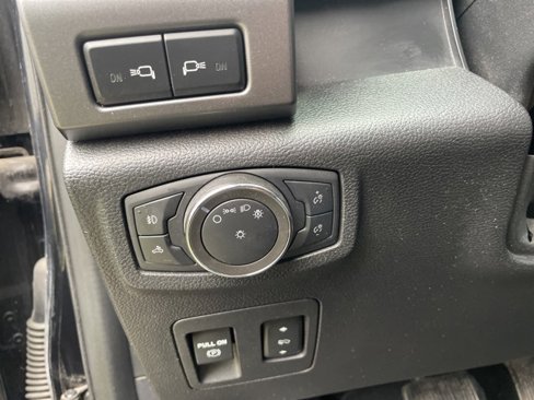 Used 2020 Ford F150 XLT w/ Equipment Group 302A Luxury image 20