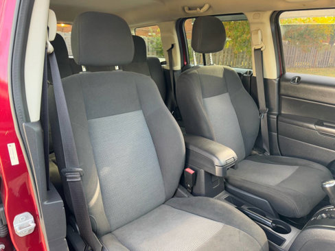 Used 2015 Jeep Patriot Sport w/ Power Value Group image 43