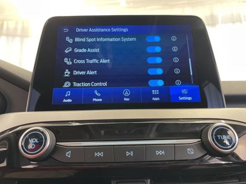 Used 2020 Ford Escape SE Sport image 23