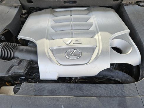 Used 2014 Lexus LX 570 4WD image 31