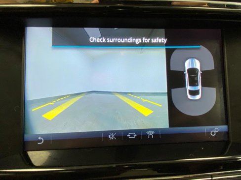 Used 2017 Jaguar XJ R-Sport image 33