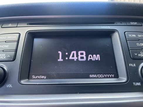Used 2017 Kia Optima LX image 31