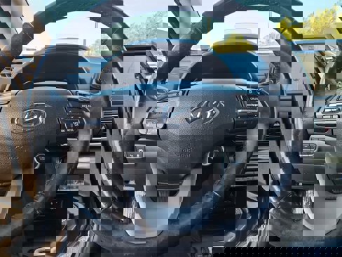 Used 2019 Hyundai Kona Ultimate image 19
