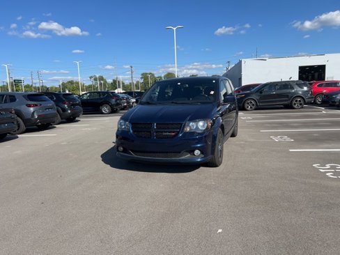 Used 2017 Dodge Grand Caravan GT image 23