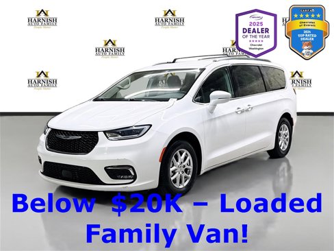 Used 2022 Chrysler Pacifica Touring-L image 1