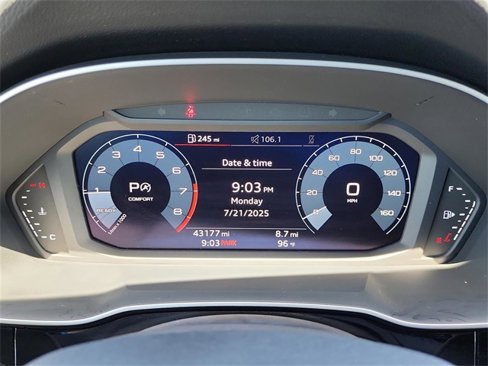 Used 2020 Audi Q3 2.0T Premium w/ Convenience Package image 15