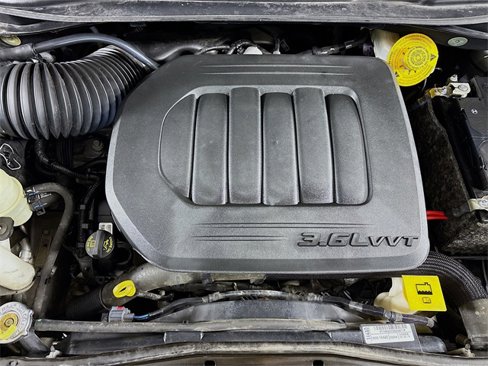 Used 2019 Dodge Grand Caravan SE image 26