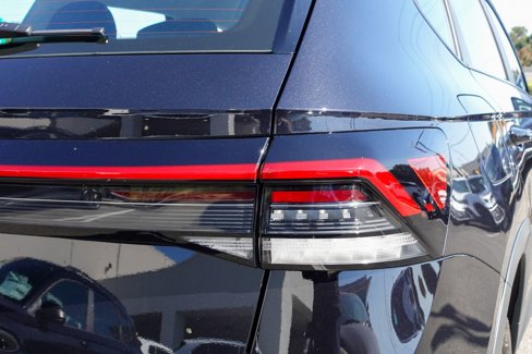 New 2025 Volkswagen Taos S image 7