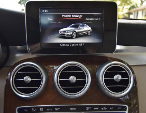 Used 2016 Mercedes-Benz C 300 4MATIC Sedan image 36