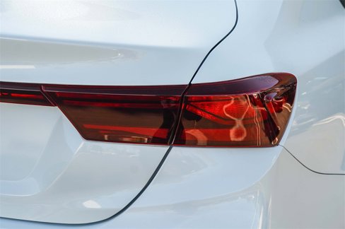 Used 2023 Kia Forte LXS image 7