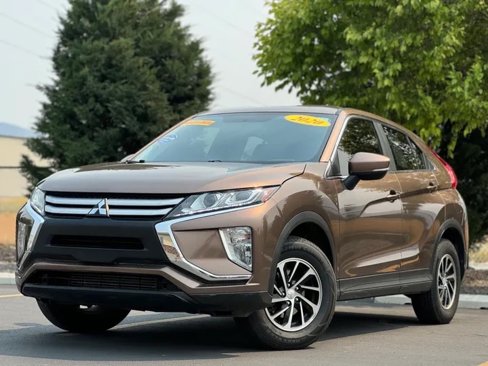 Used 2020 Mitsubishi Eclipse Cross ES image 1