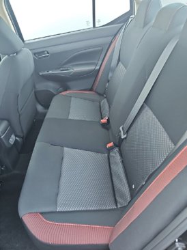 New 2025 Nissan Versa SR w/ Trunk Package image 3