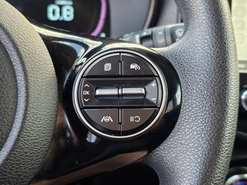 Used 2023 Kia Soul S image 23