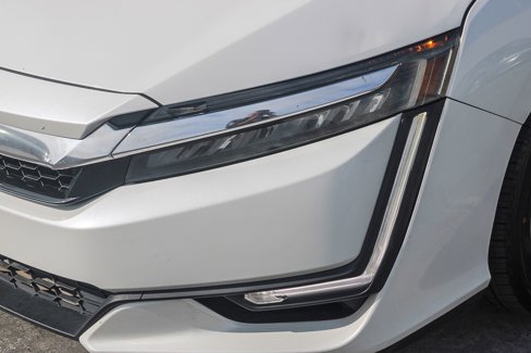 Used 2018 Honda Clarity Plug-In Hybrid image 5