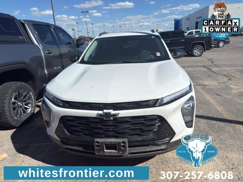 Used 2025 Chevrolet Trax ACTIV w/ Driver Confidence Package image 2