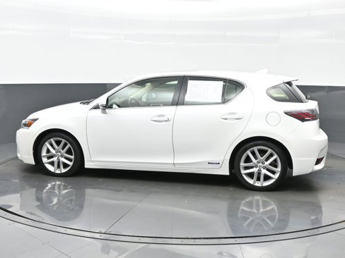 Used 2014 Lexus CT 200h image 3