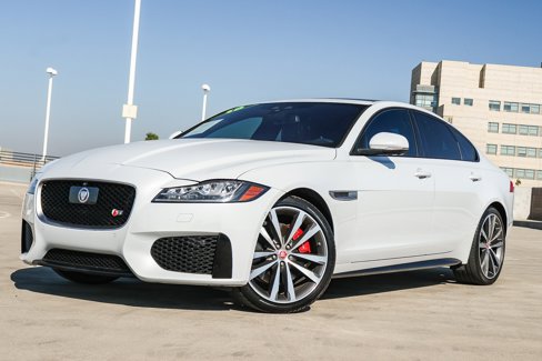 Used 2018 Jaguar XF S image 1