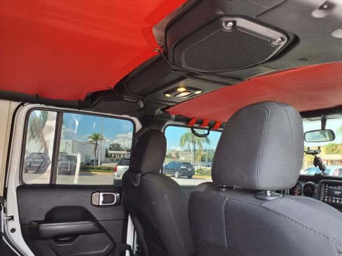 Used 2020 Jeep Wrangler Unlimited Sahara w/ LED Lighting Group image 17