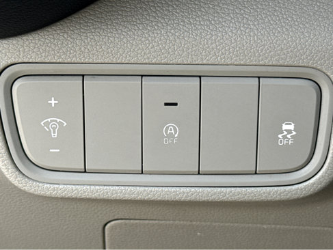 Used 2020 Kia Soul LX image 12