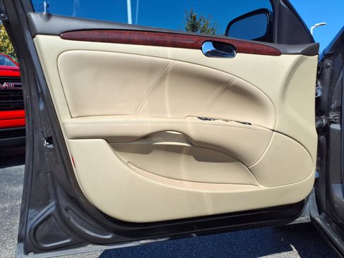 Used 2008 Buick Lucerne CXL image 17