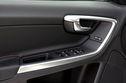 Used 2015 Volvo V60 T5 Cross Country image 29