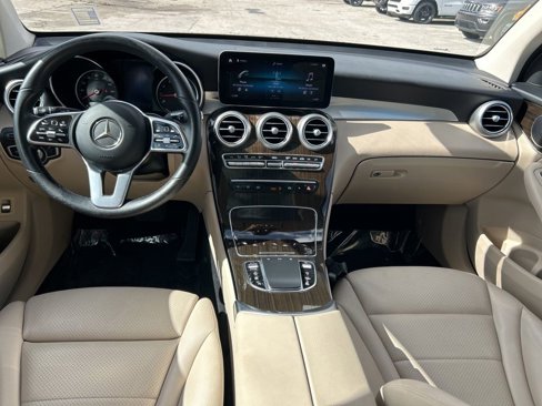 Used 2021 Mercedes-Benz GLC 300 image 32