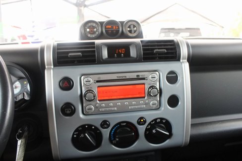 Used 2014 Toyota FJ Cruiser 4WD image 5