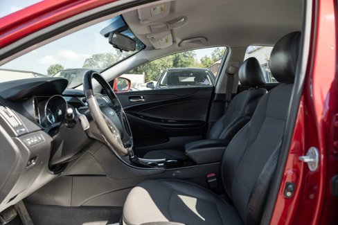 Used 2012 Hyundai Sonata SE image 7