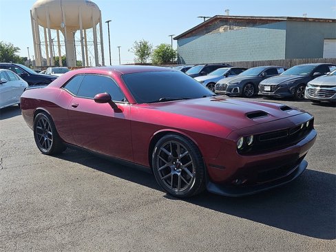 Used 2017 Dodge Challenger R/T Scat Pack w/ Leather Interior Group image 10