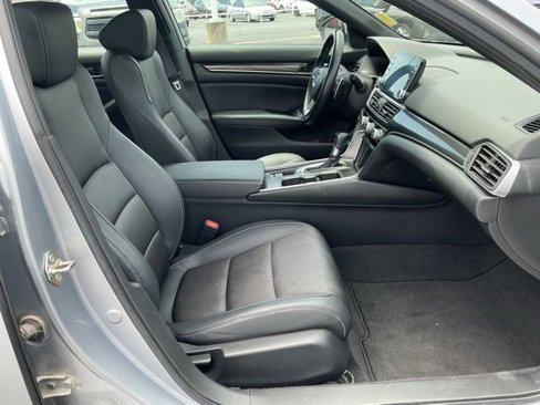 Used 2019 Honda Accord Sport image 15