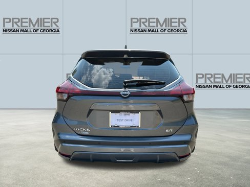 Certified 2022 Nissan Kicks SR w/ Premium Package image 6