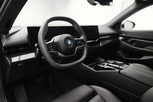 Used 2024 BMW 530i xDrive w/ Premium Package image 23