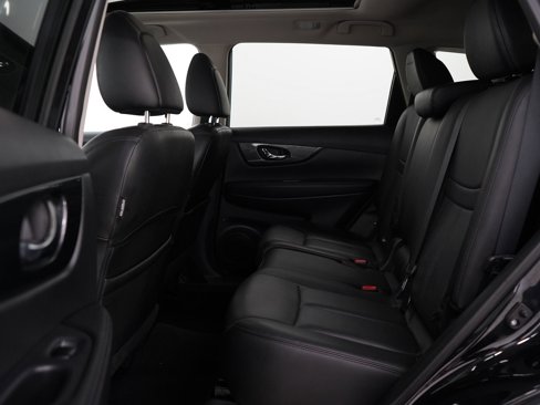 Used 2016 Nissan Rogue SL image 14