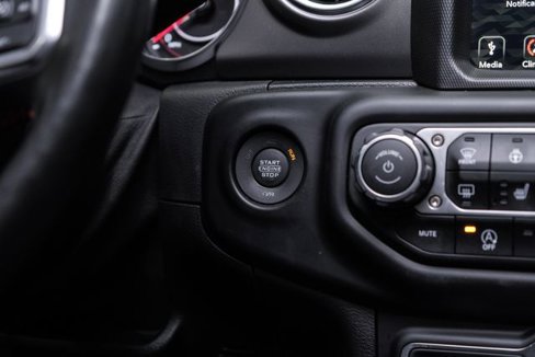 Used 2021 Jeep Wrangler Unlimited Rubicon image 66