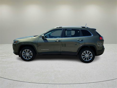 Used 2021 Jeep Cherokee Latitude Lux w/ Comfort/Convenience Group image 4