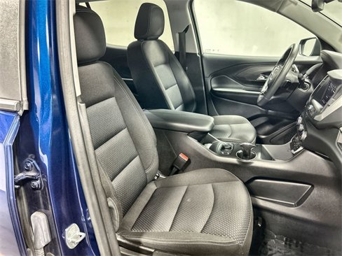 Used 2023 GMC Terrain SLE w/ Driver Convenience Package image 24