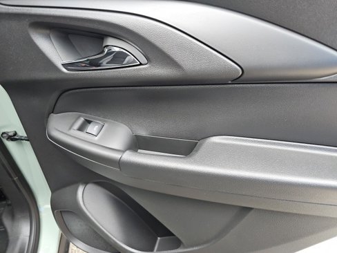 New 2025 Chevrolet TrailBlazer LT w/ Convenience Package image 13