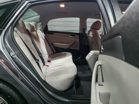 Used 2018 Hyundai Sonata ECO image 16