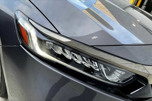 Used 2018 Honda Accord Sport image 22
