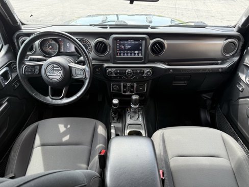 Used 2022 Jeep Wrangler Unlimited Sport image 19