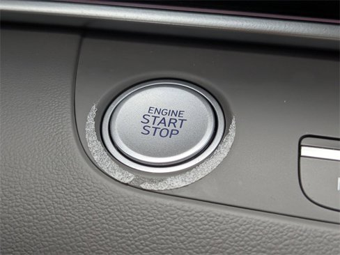 Used 2024 Hyundai Elantra SEL image 24