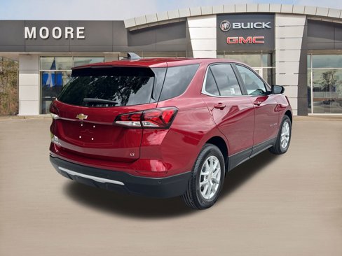 Used 2023 Chevrolet Equinox LT image 4