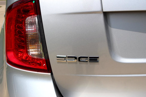 Used 2013 Ford Edge SEL image 44