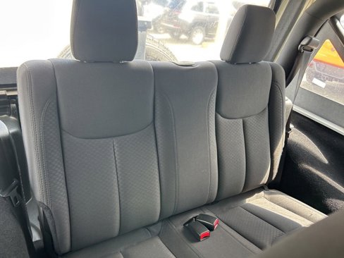 Used 2018 Jeep Wrangler Sport image 24