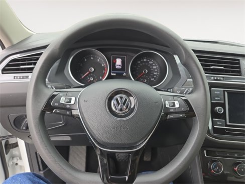 Used 2020 Volkswagen Tiguan S w/ 3rd Row Seat Package image 13